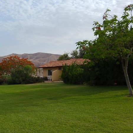 Almog Kibbutz Hotel Экстерьер фото