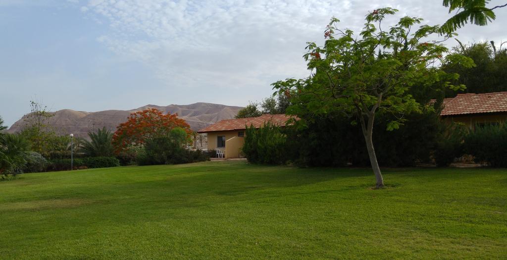 Almog Kibbutz Hotel Экстерьер фото