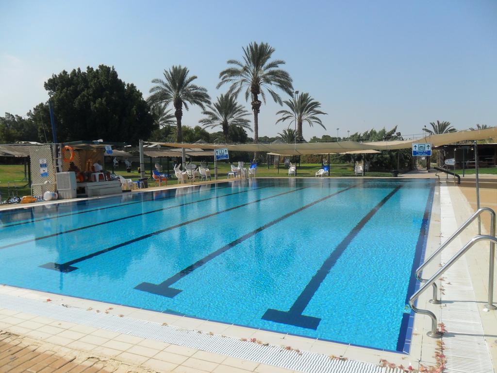 Almog Kibbutz Hotel Экстерьер фото