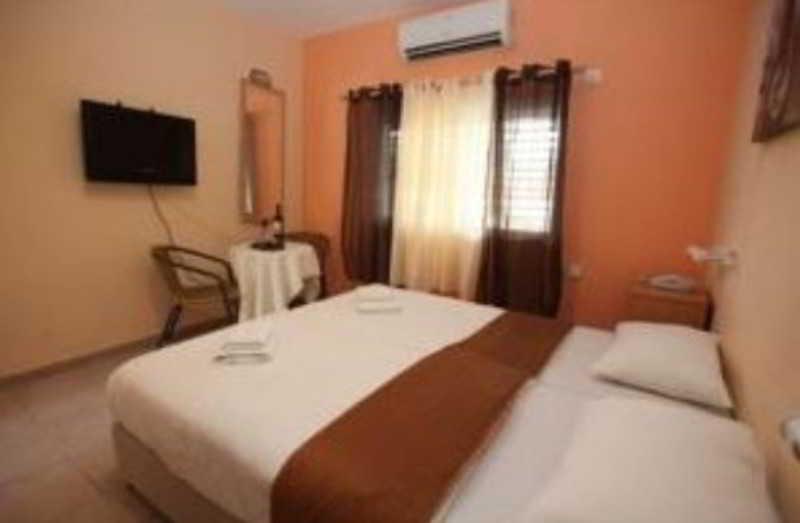 Almog Kibbutz Hotel Экстерьер фото